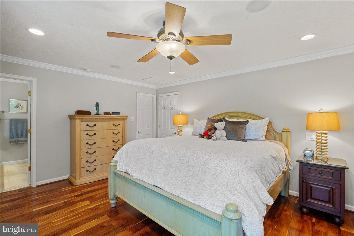 SPRING COVE - Residential