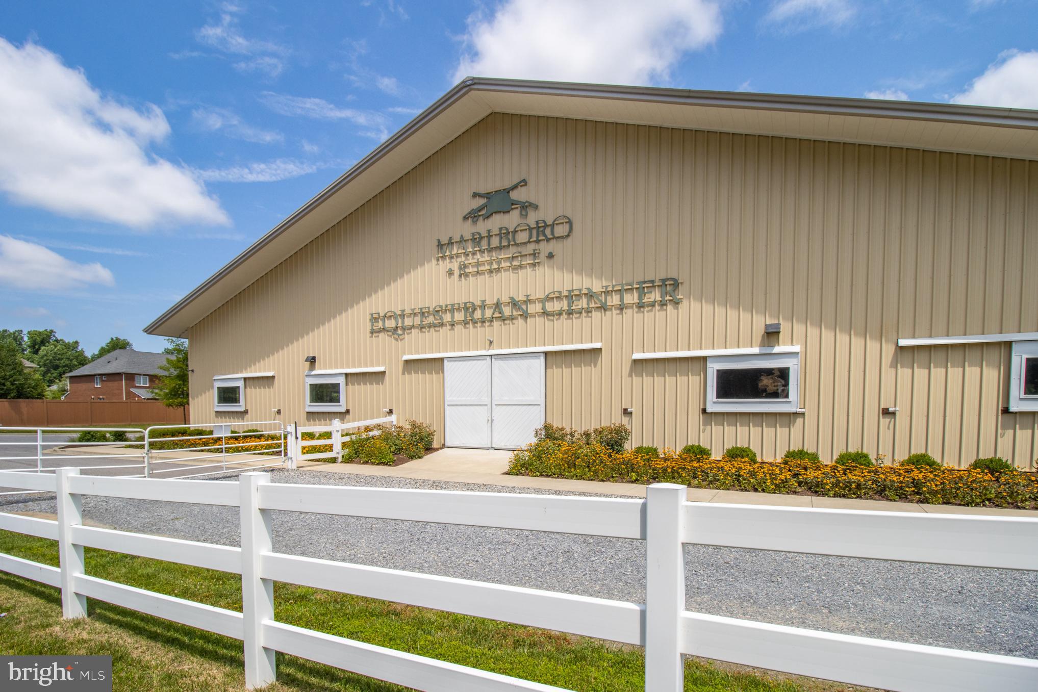 MARLBORO RIDGE - Residential