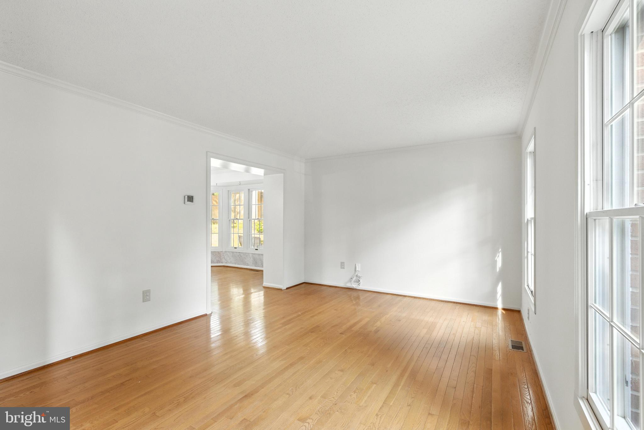 10820 ESTATE COURT