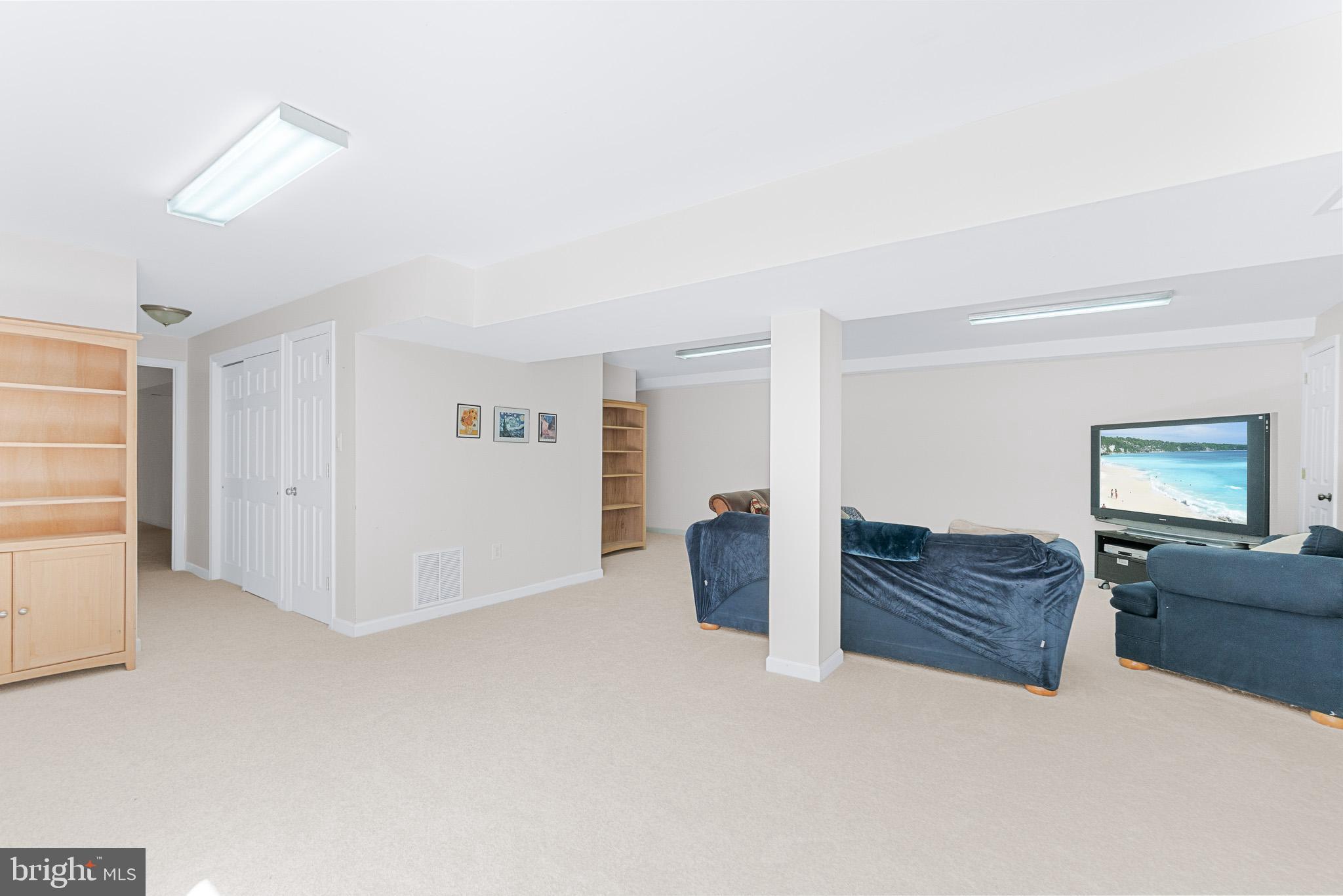 OLNEY OAKS - Residential