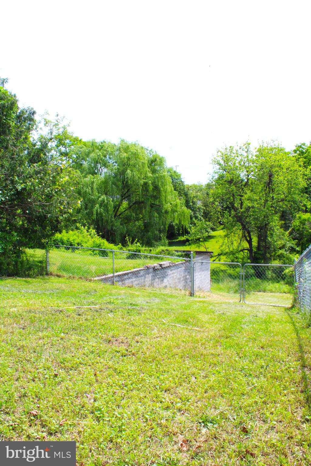 JOHNSON HEIGHTS - Residential