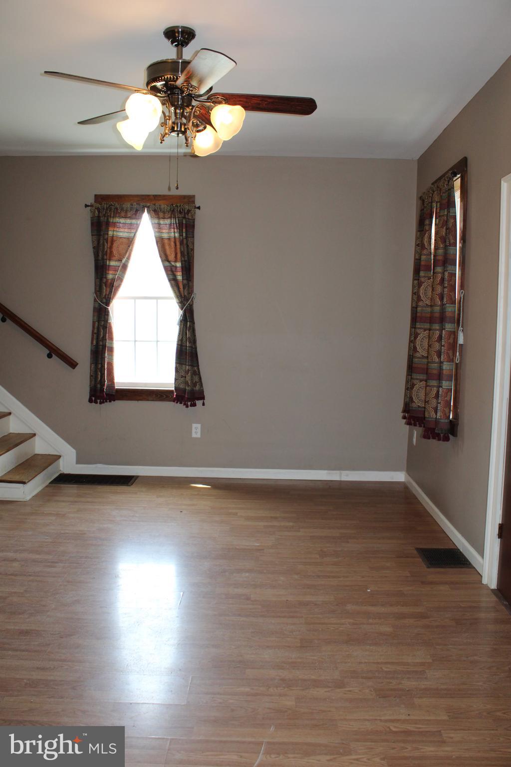 JOHNSON HEIGHTS - Residential