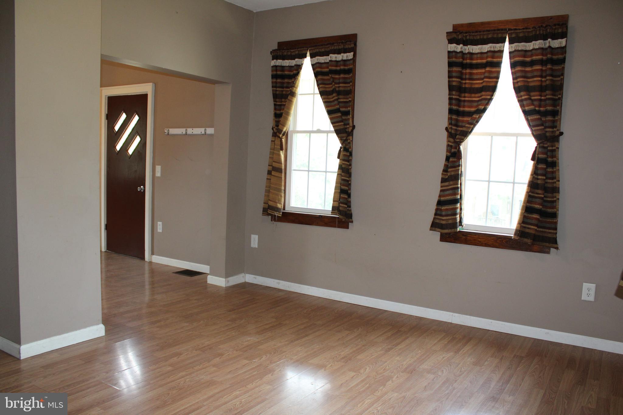 JOHNSON HEIGHTS - Residential