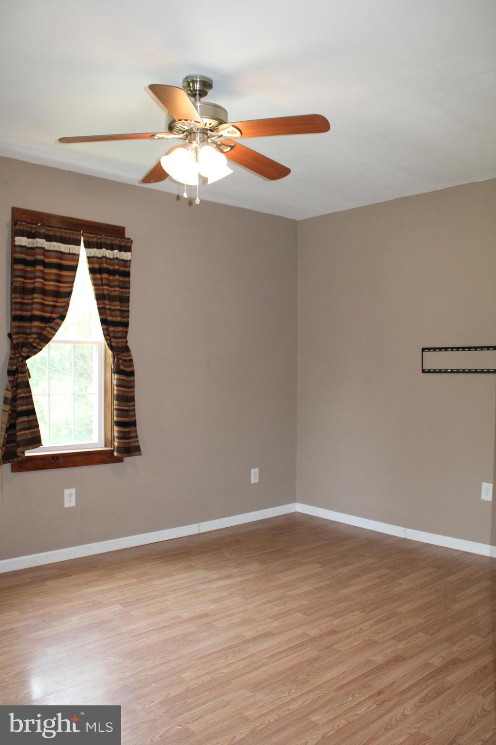 JOHNSON HEIGHTS - Residential