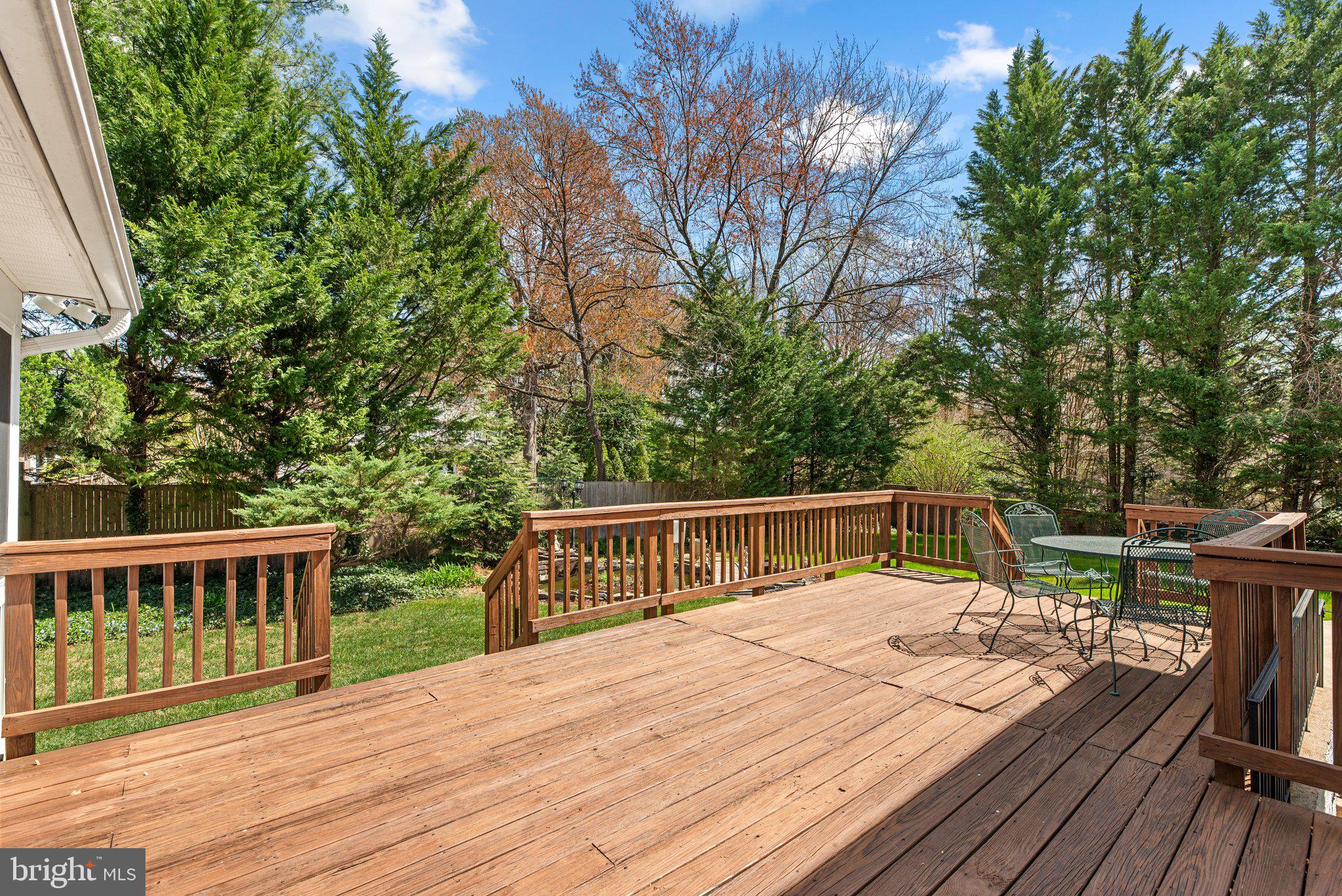 WINDSOR HILLS - Residential