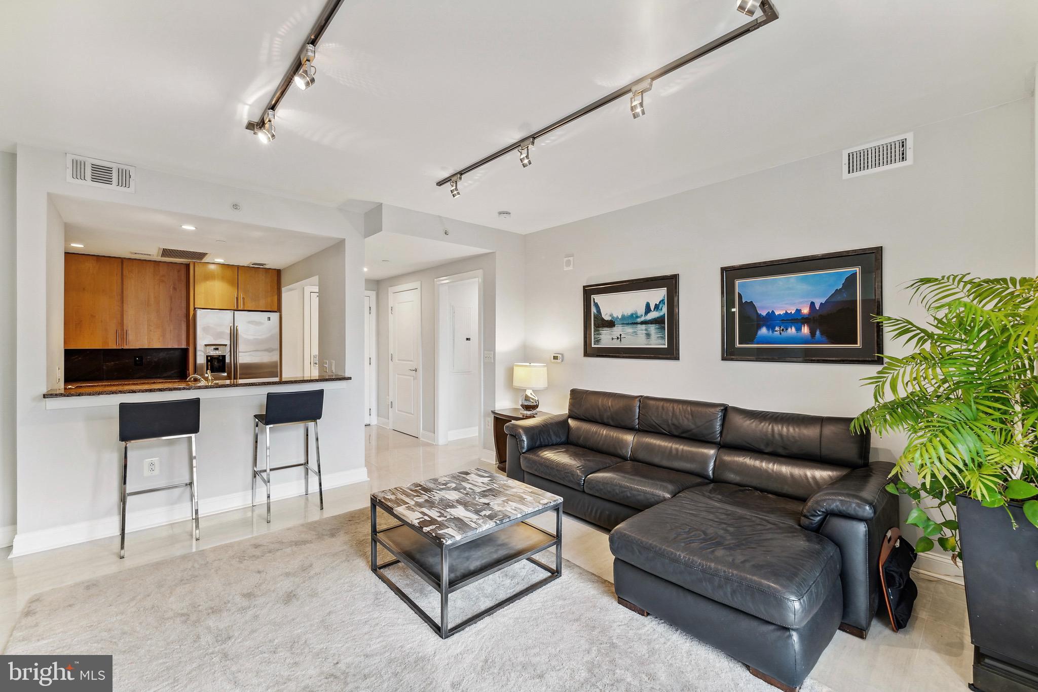 THE JAMIESON - Residential