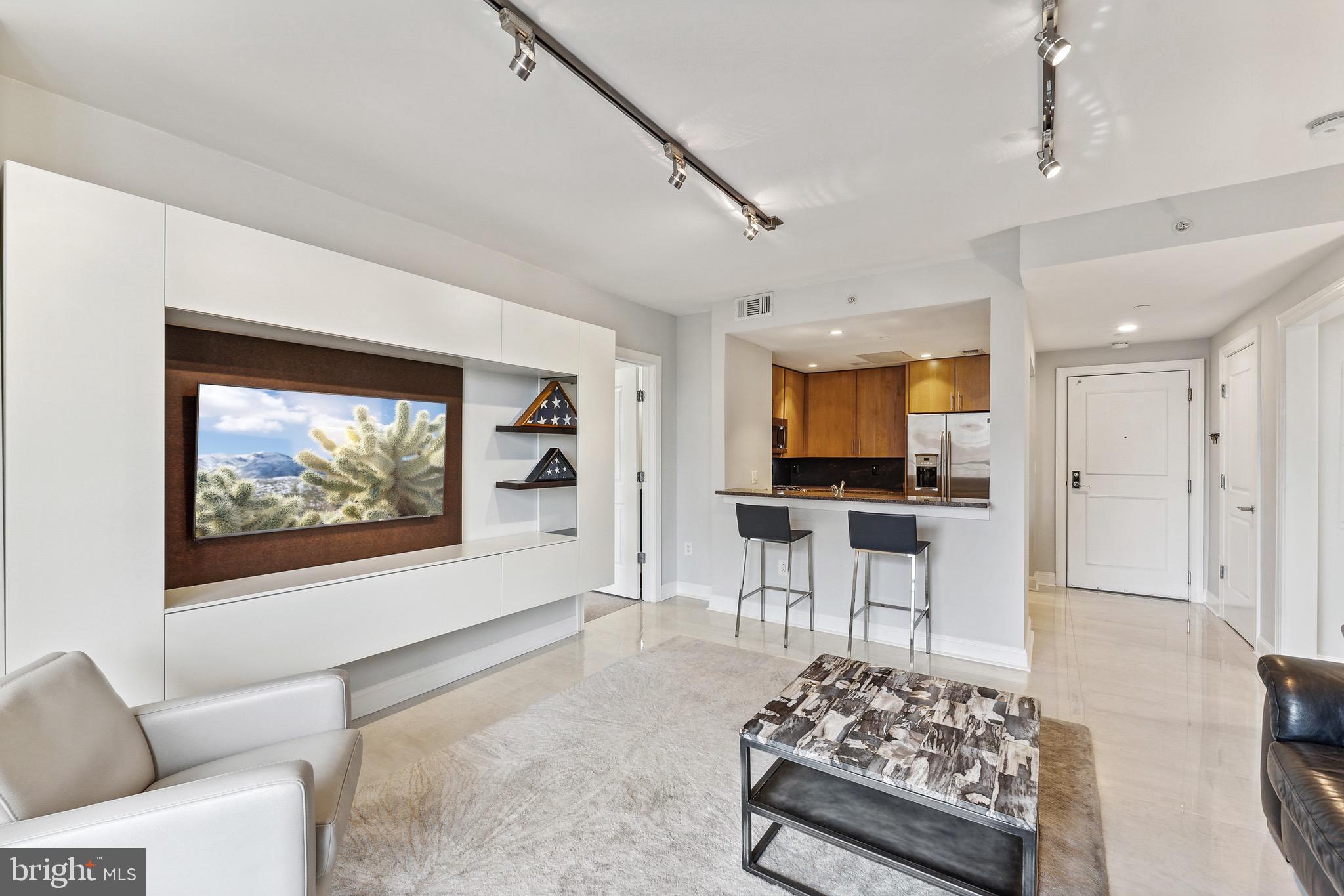 THE JAMIESON - Residential