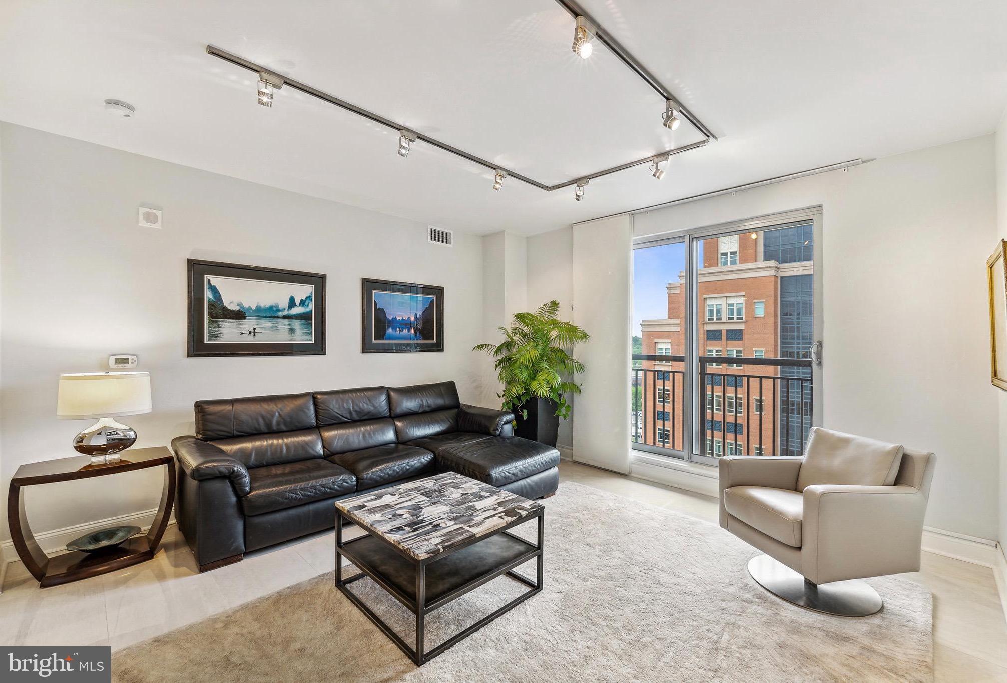 THE JAMIESON - Residential