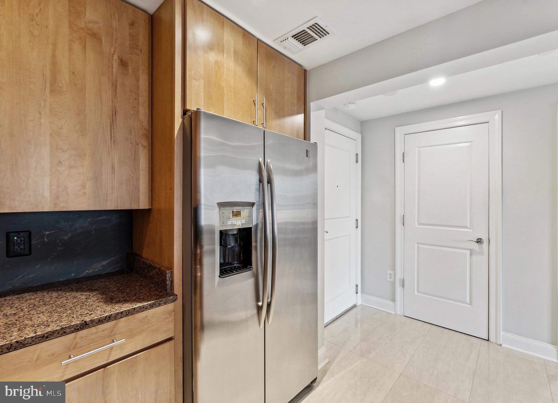 THE JAMIESON - Residential