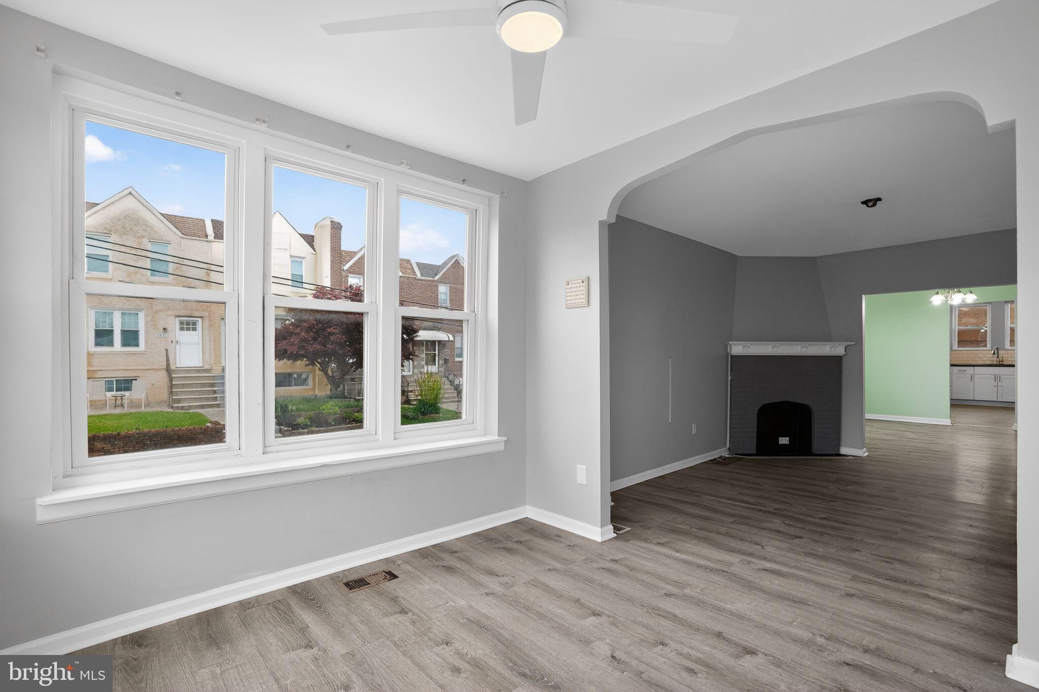 ROXBOROUGH - Residential