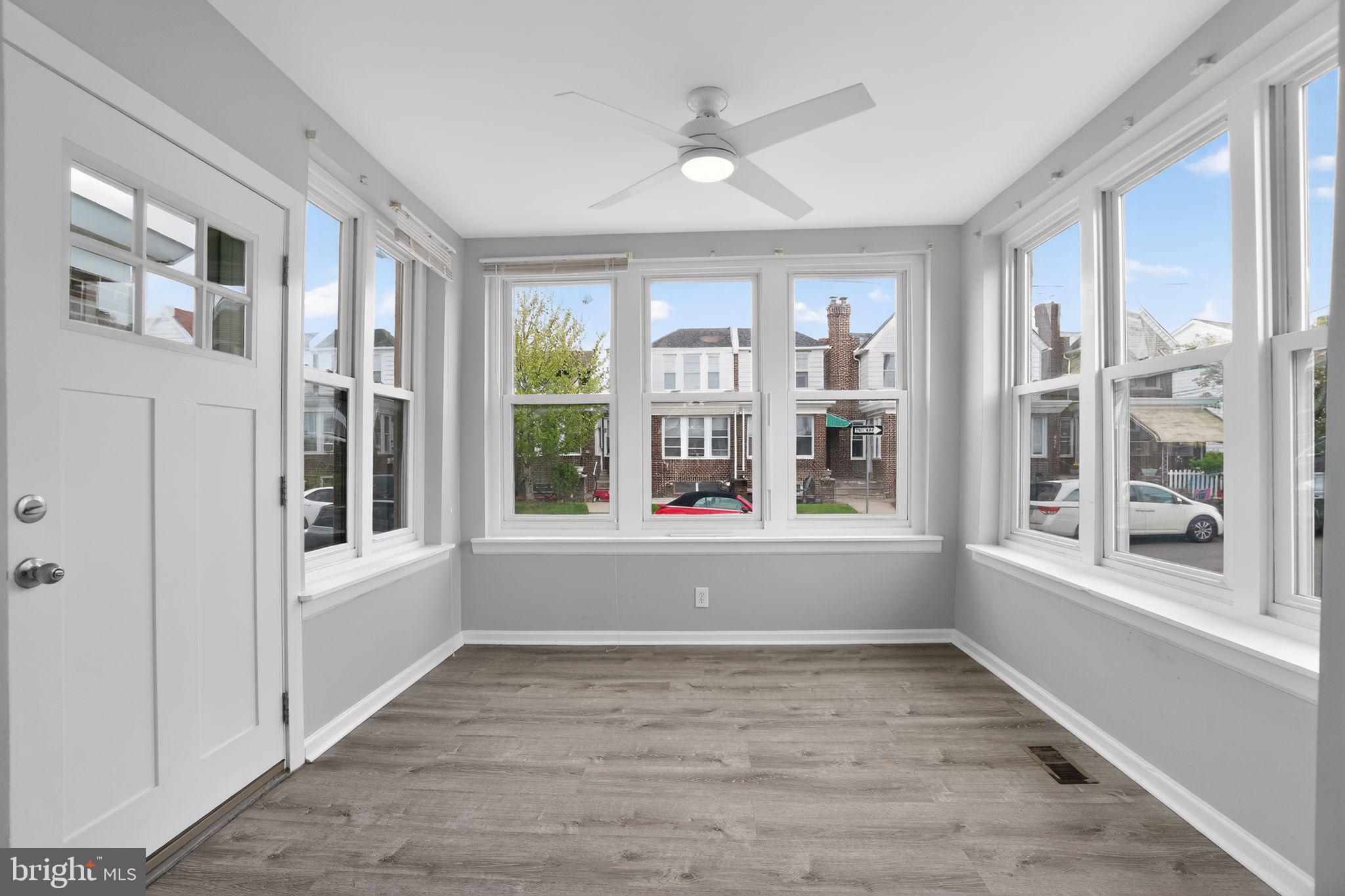 ROXBOROUGH - Residential