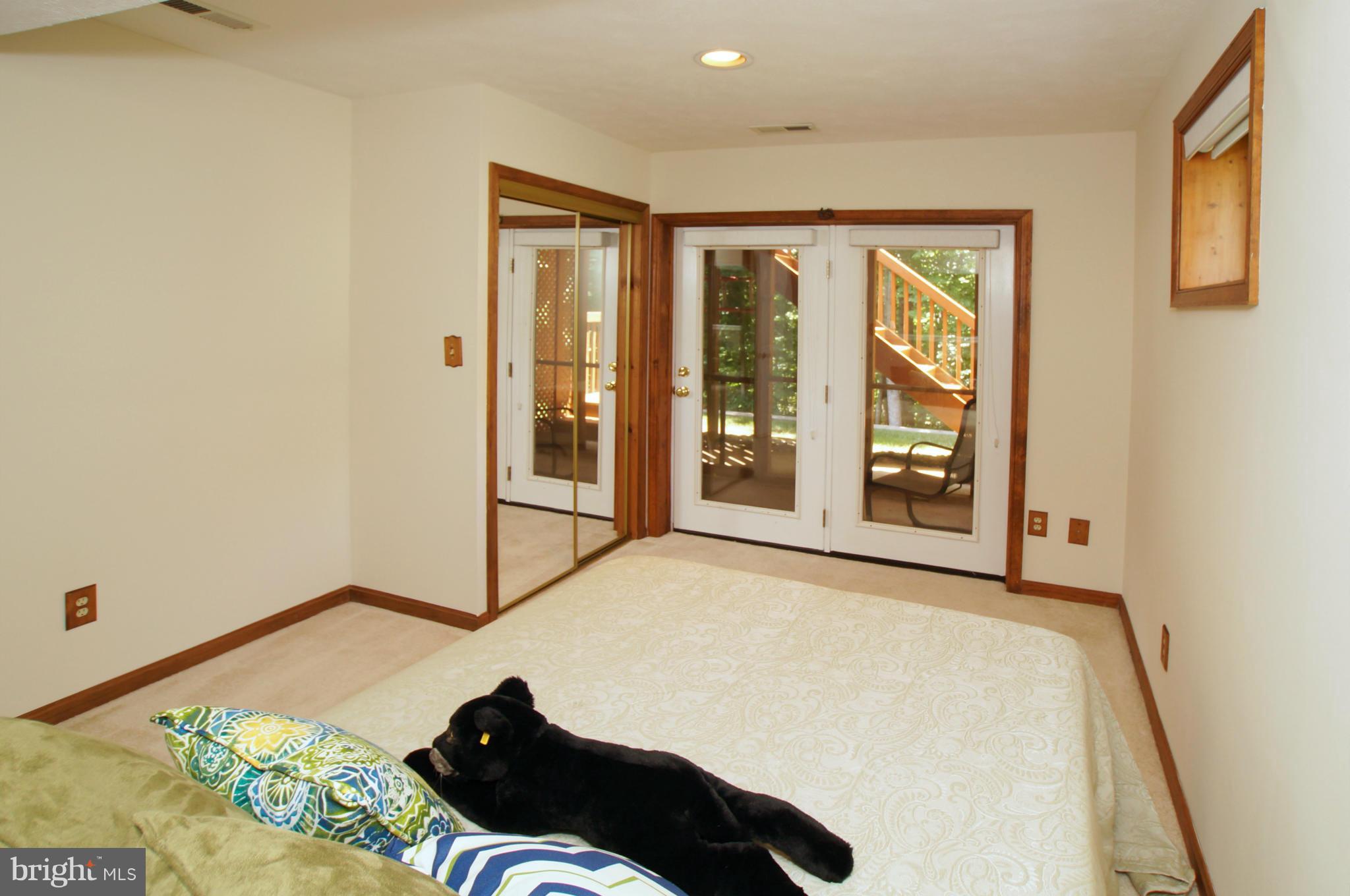 LAKE RIDGE - Residential