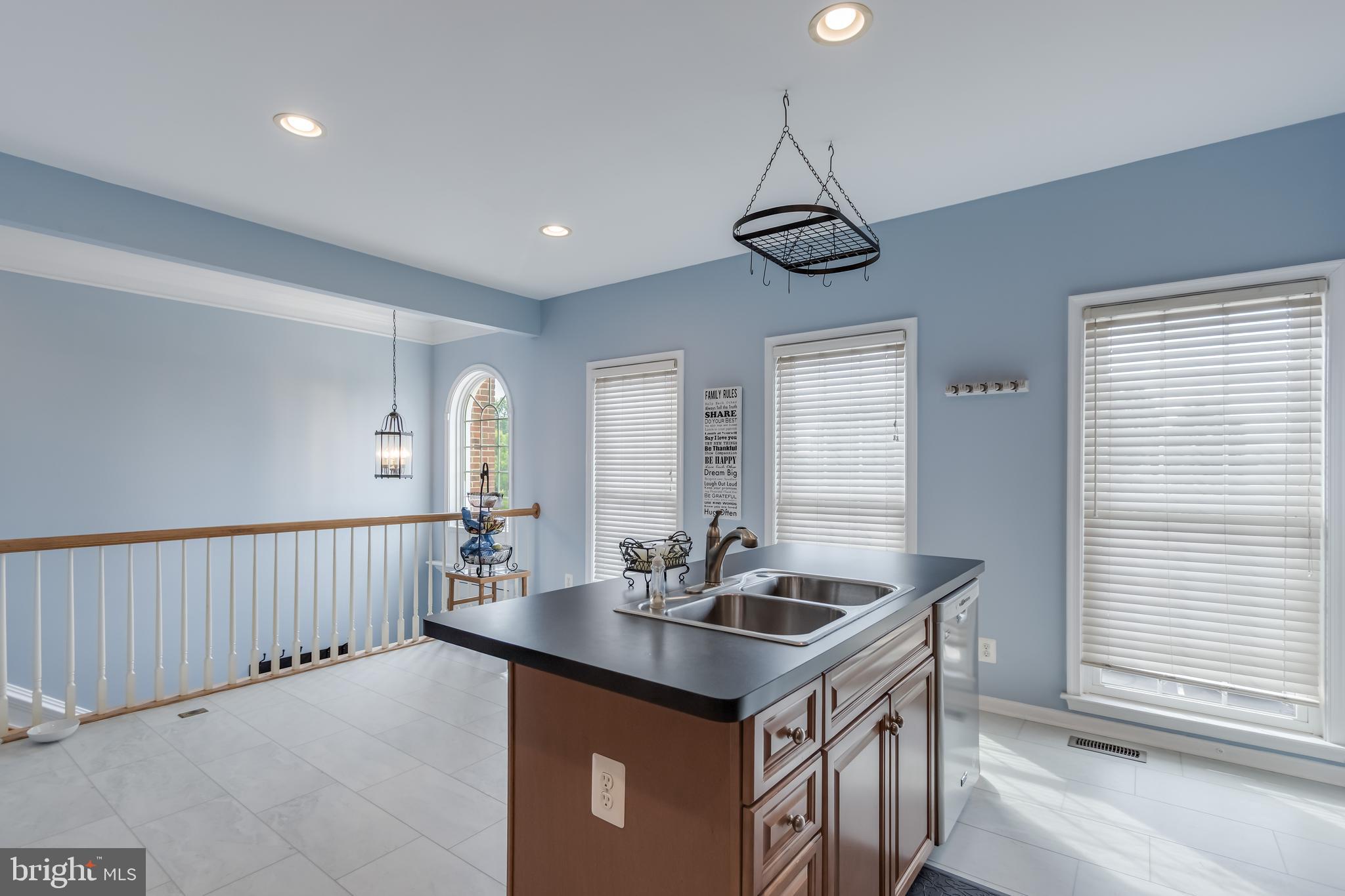 LAUREL HILL LANDBAY - Residential