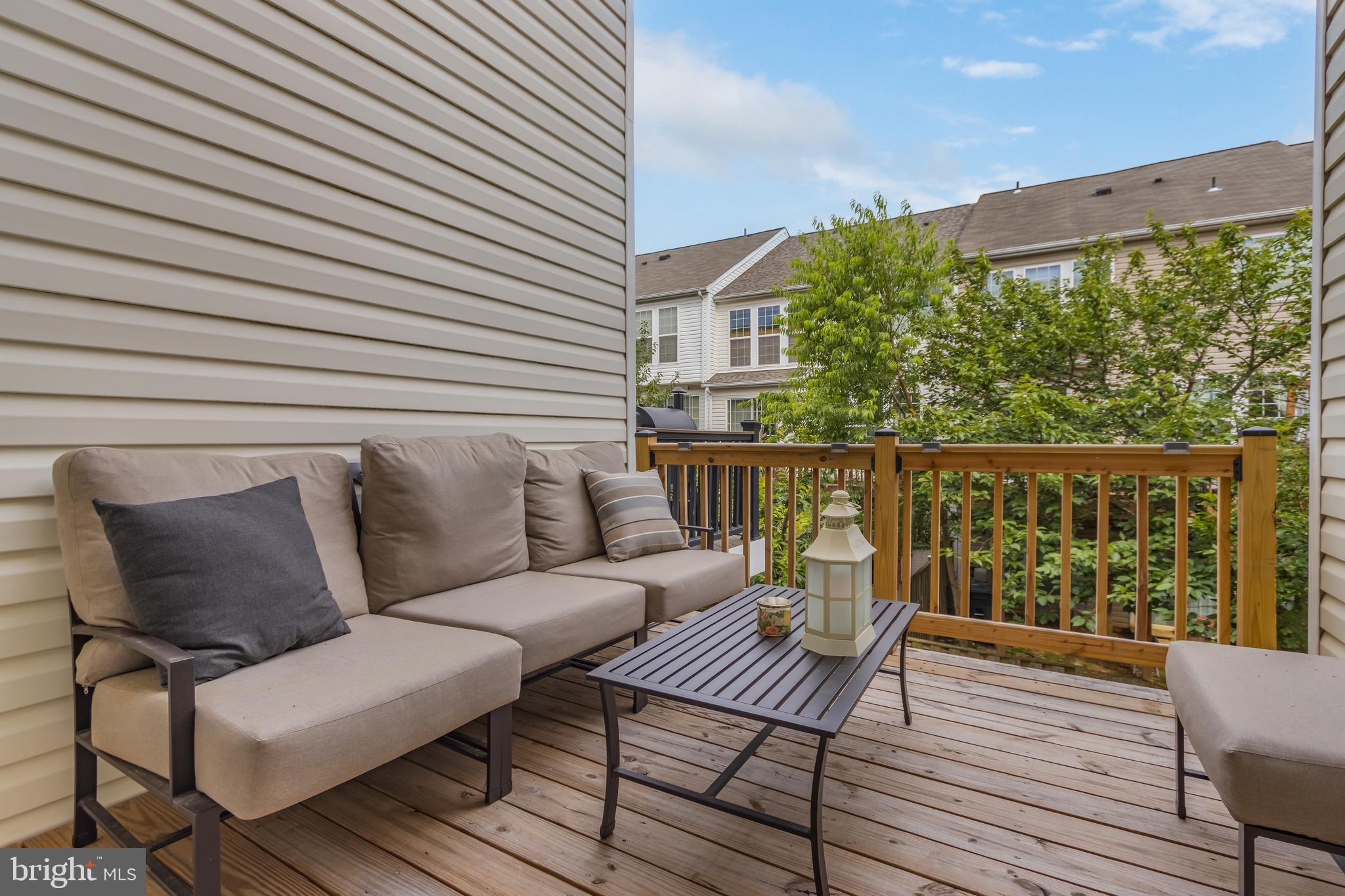 LAUREL HILL LANDBAY - Residential