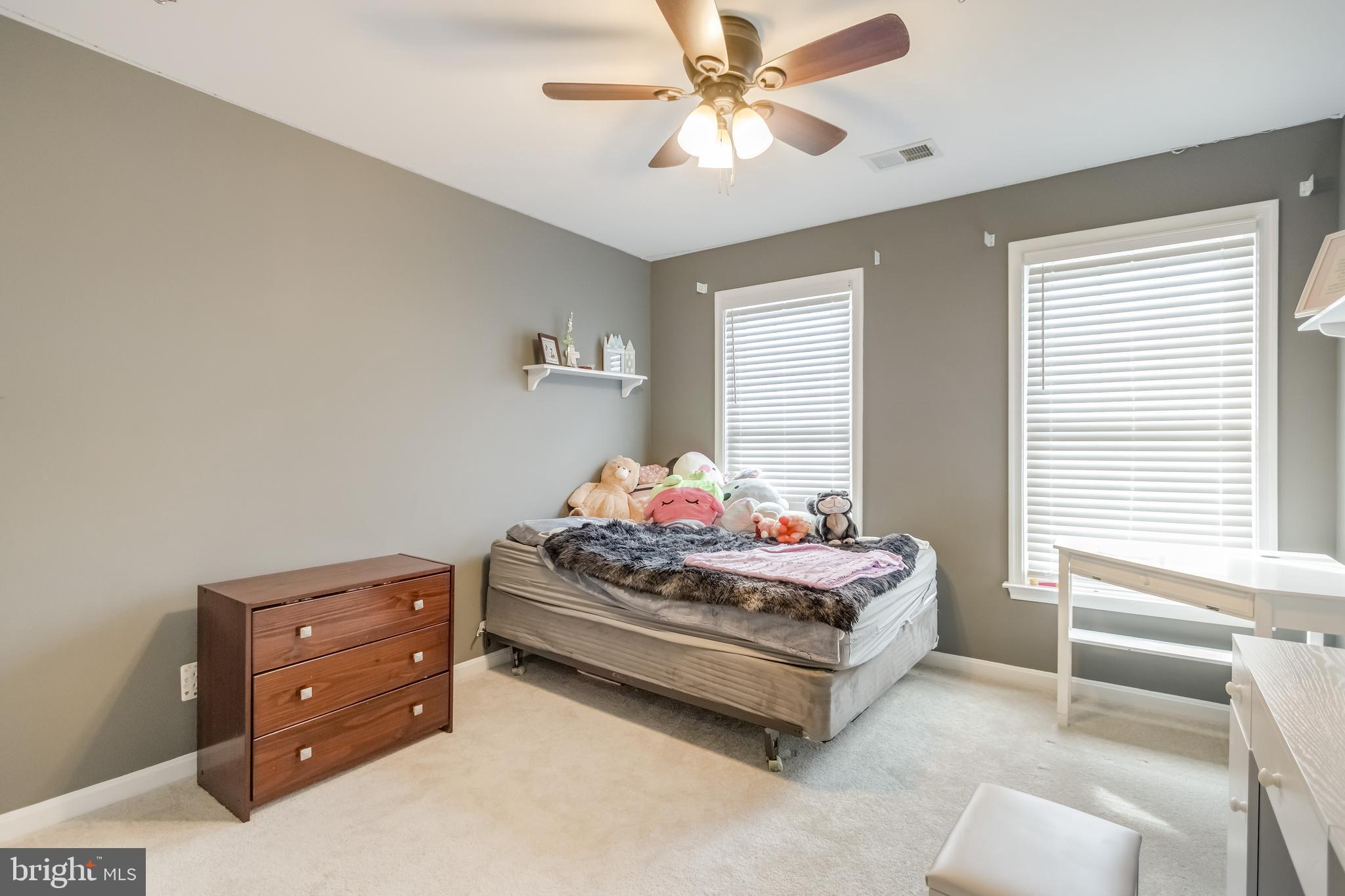 LAUREL HILL LANDBAY - Residential