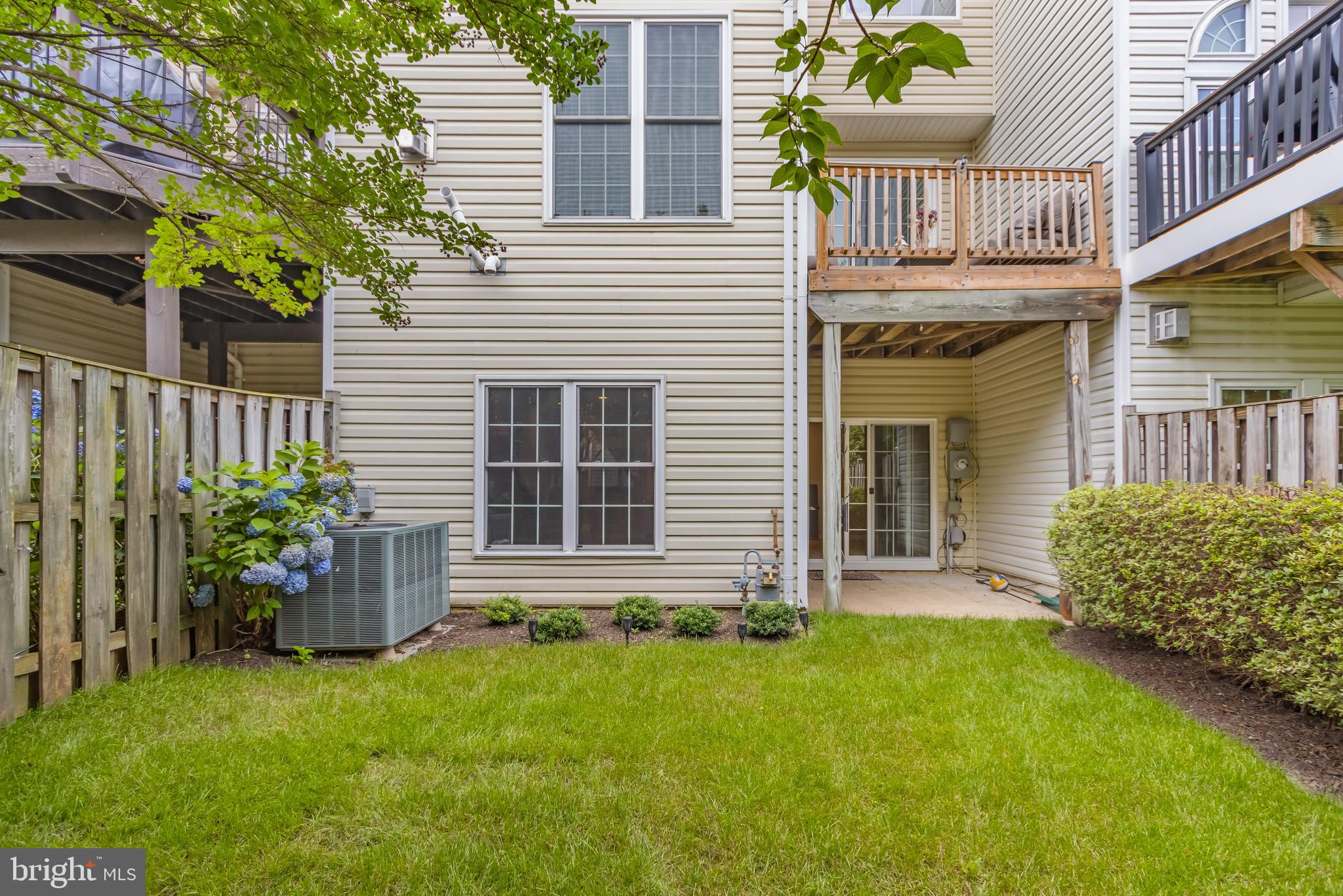 LAUREL HILL LANDBAY - Residential