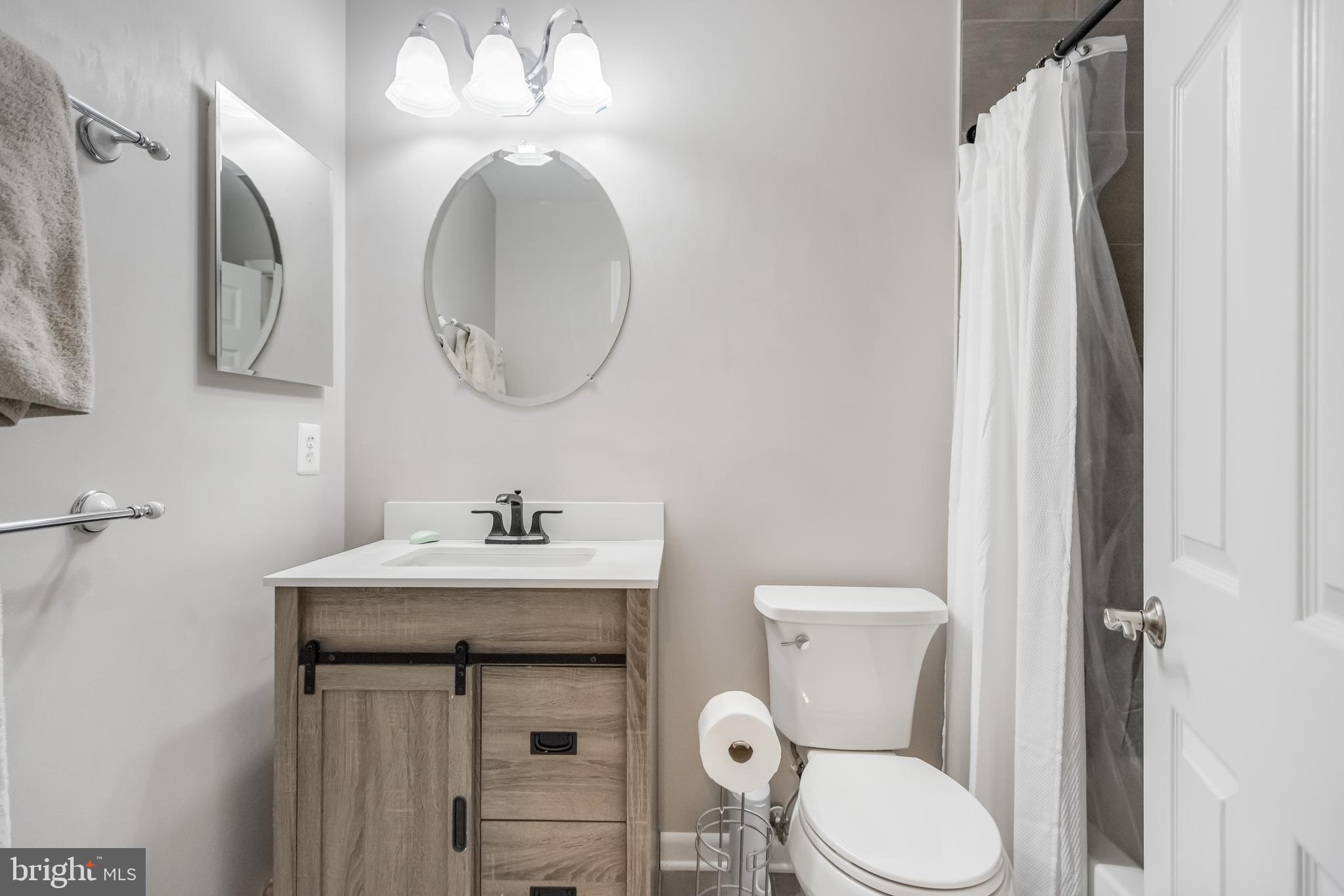 LAUREL HILL LANDBAY - Residential