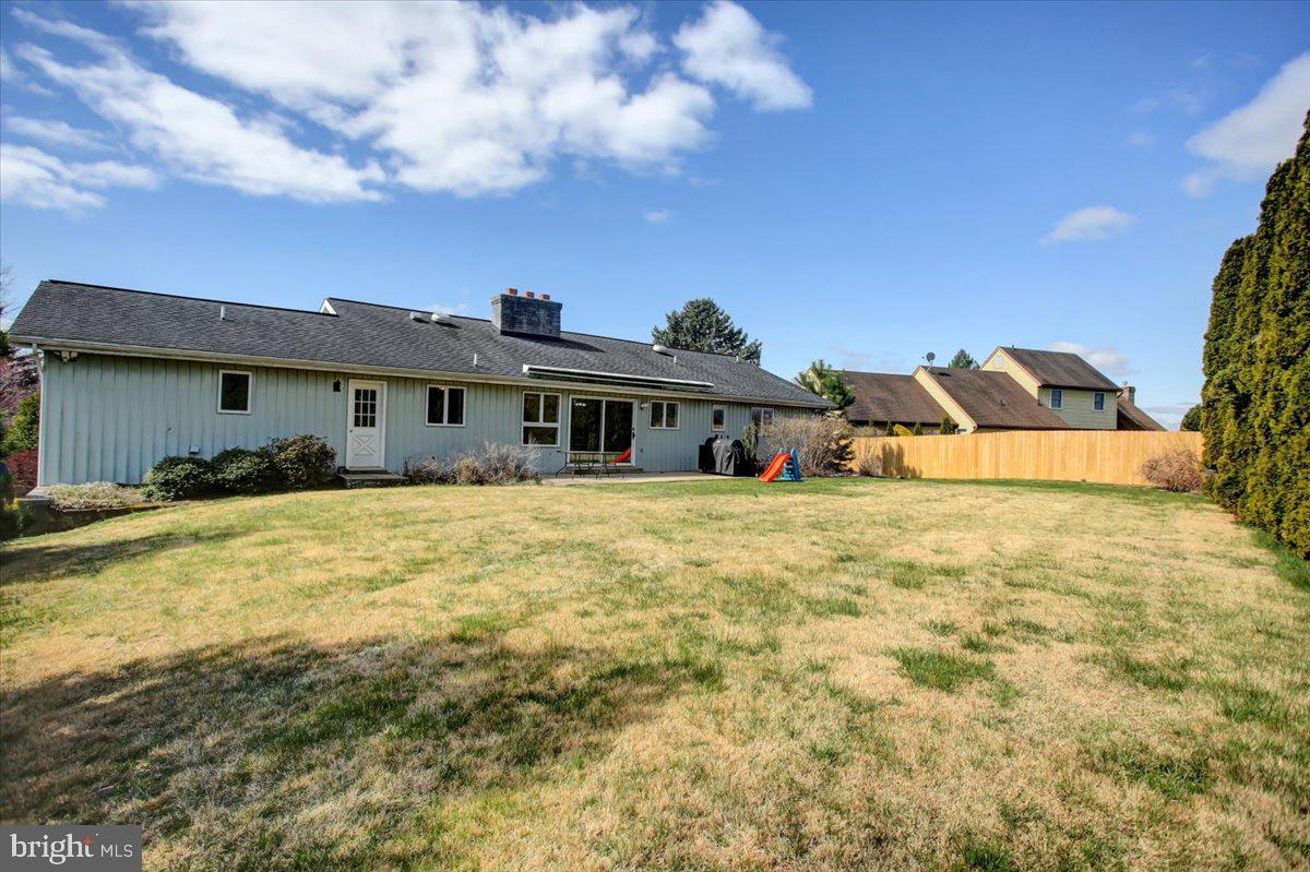 MEETING HOUSE HEIGHTS - Residential