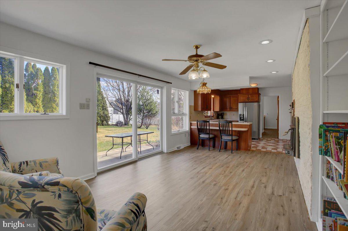 MEETING HOUSE HEIGHTS - Residential