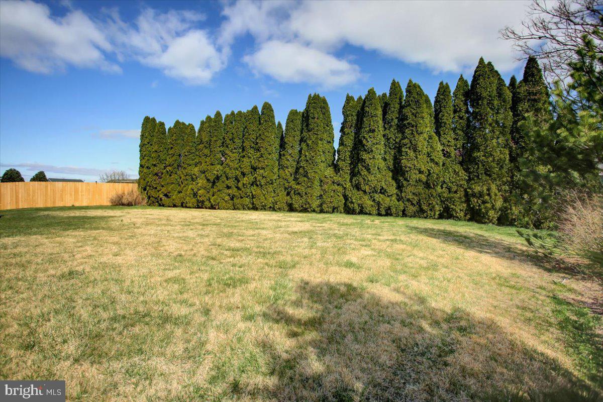 MEETING HOUSE HEIGHTS - Residential