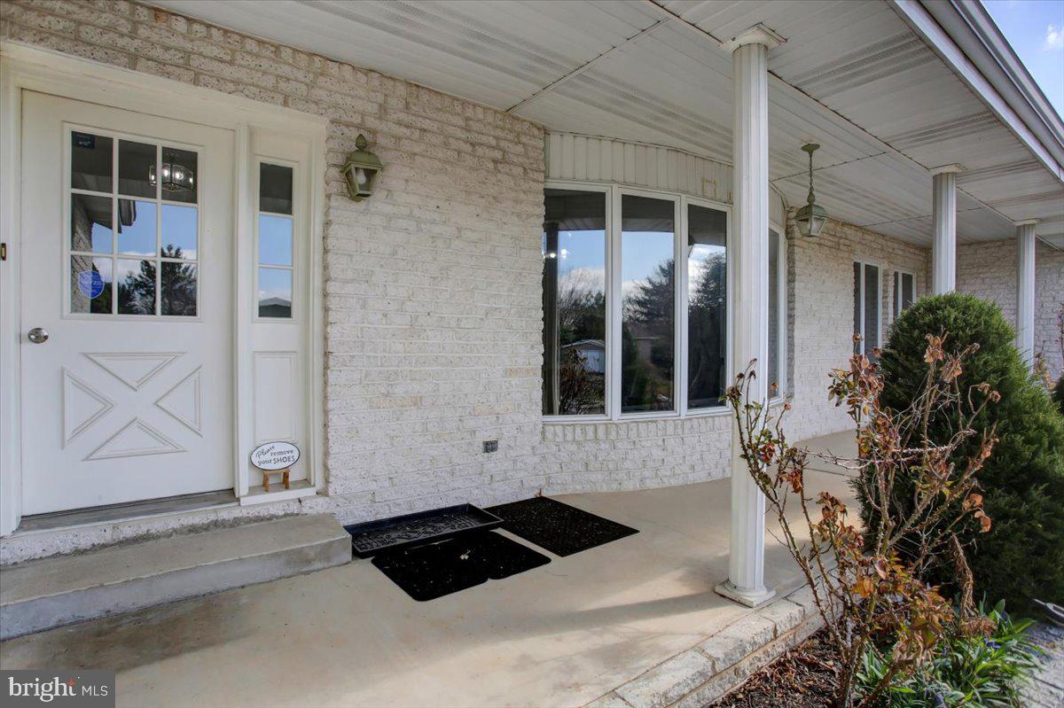 MEETING HOUSE HEIGHTS - Residential