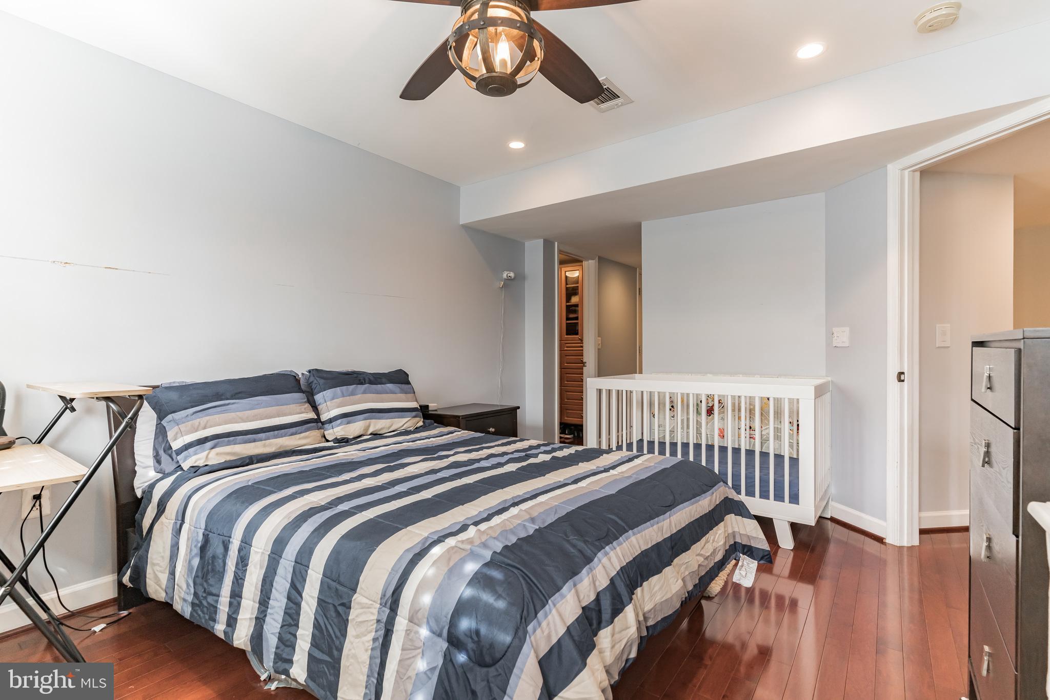 WEST VILLAGE OF SHIRLINGTON - Residential