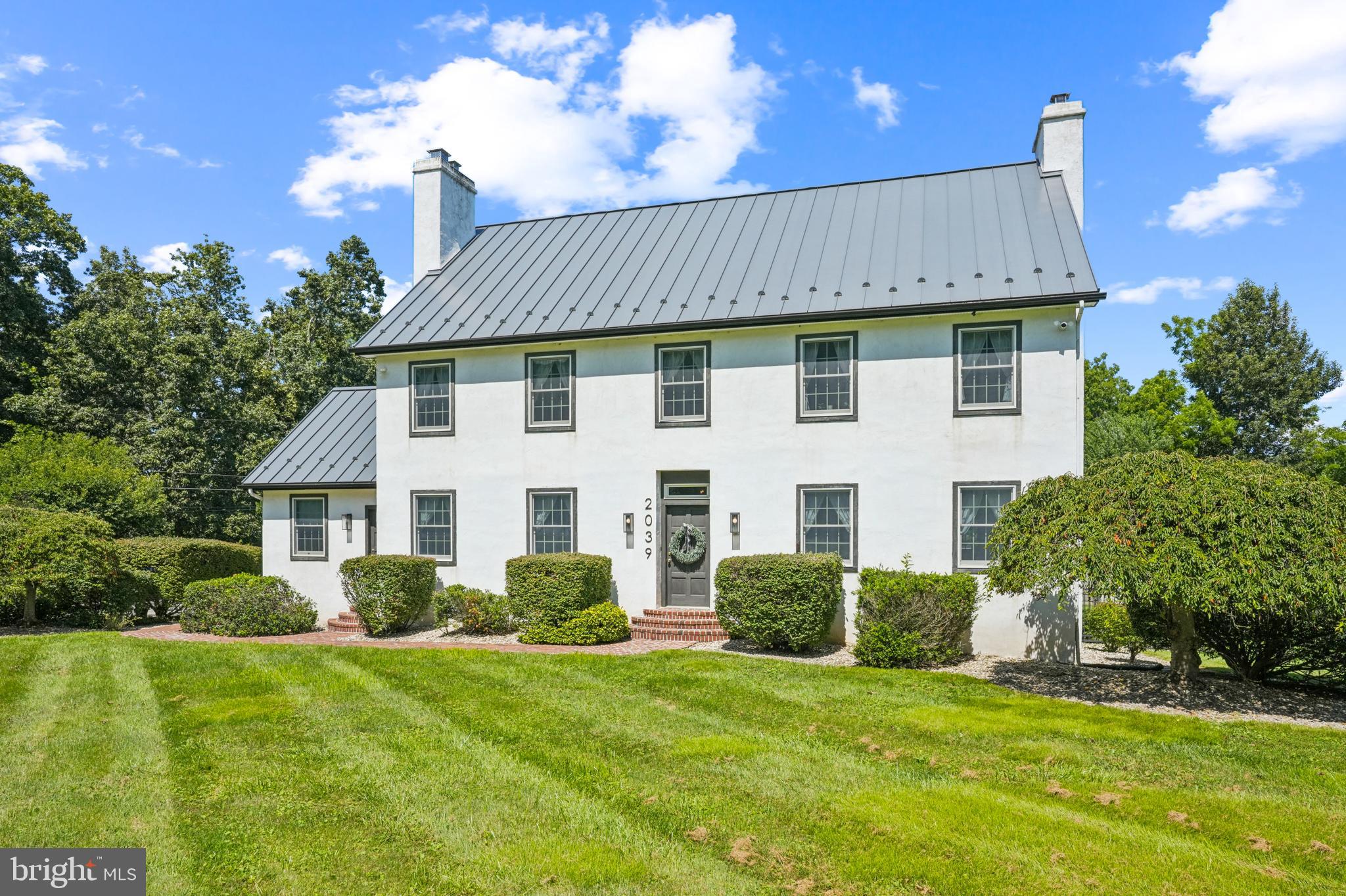 2039 SCHOOL ROAD
