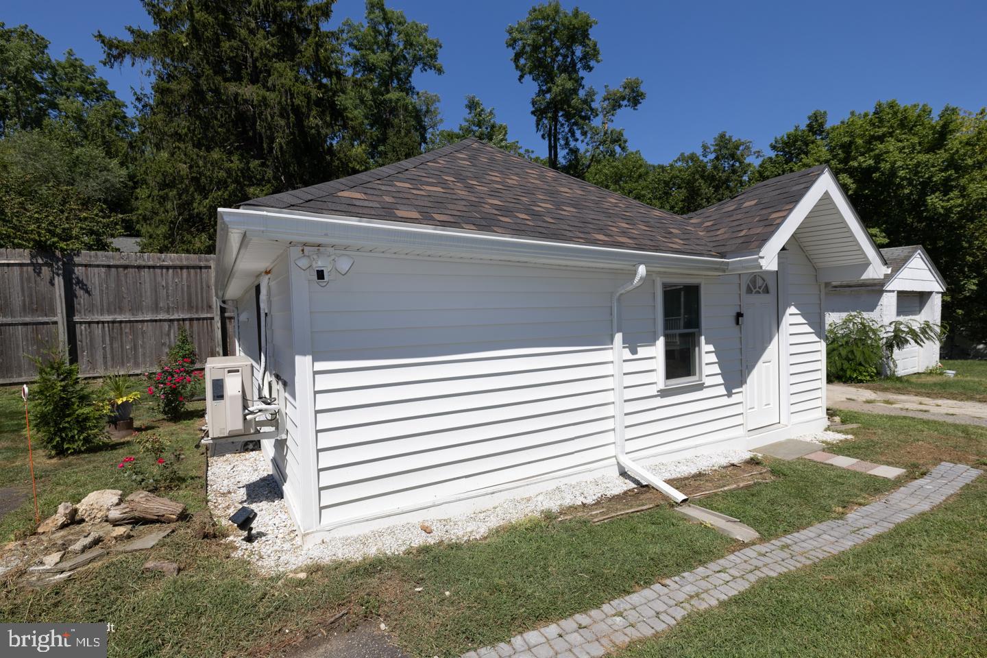 3511 MAIN STREET 1
