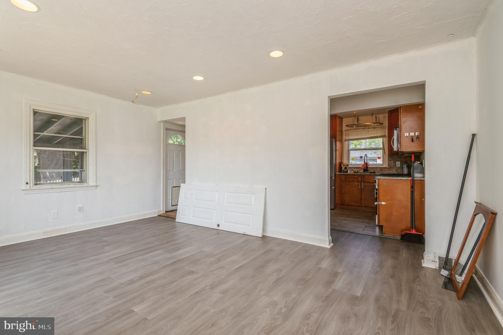 51 KENWOOD TERRACE