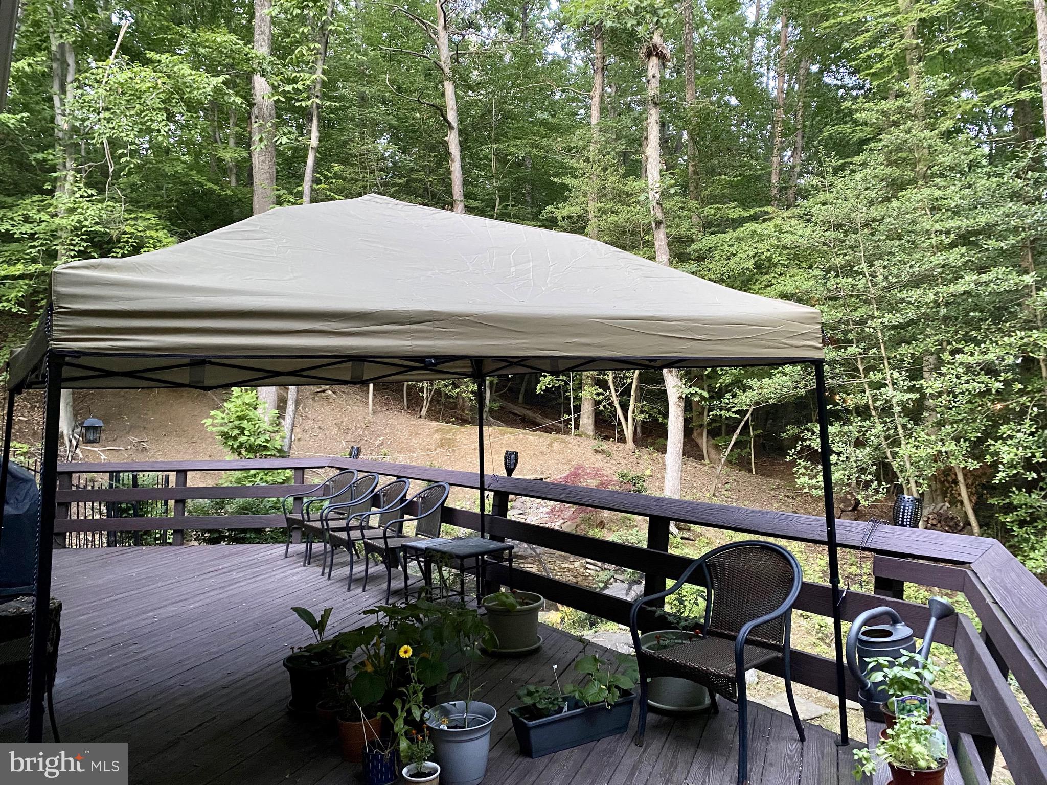 HUNTINGTON WOODS - Residential