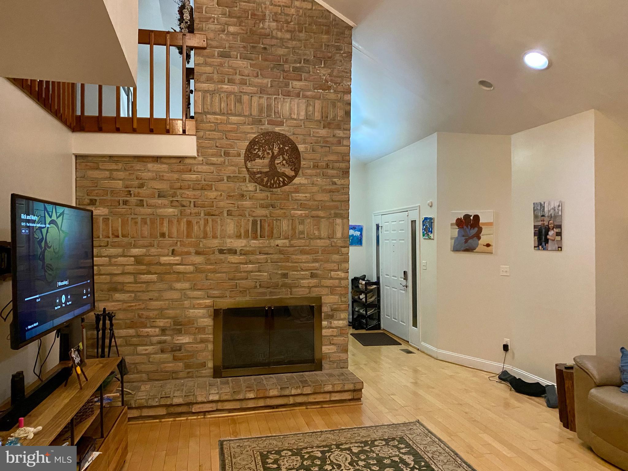 HUNTINGTON WOODS - Residential