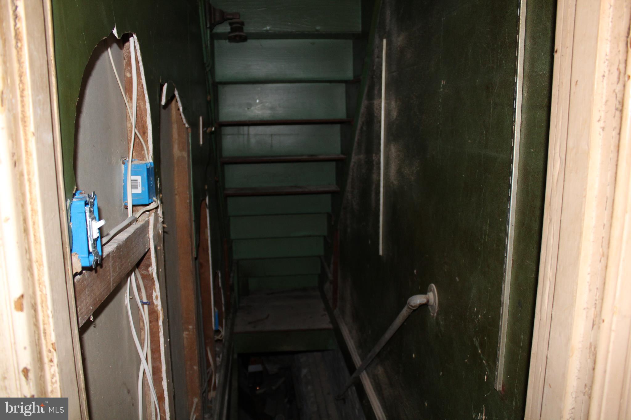 EAST MONUMENT HISTORIC DISTRICT - Residential