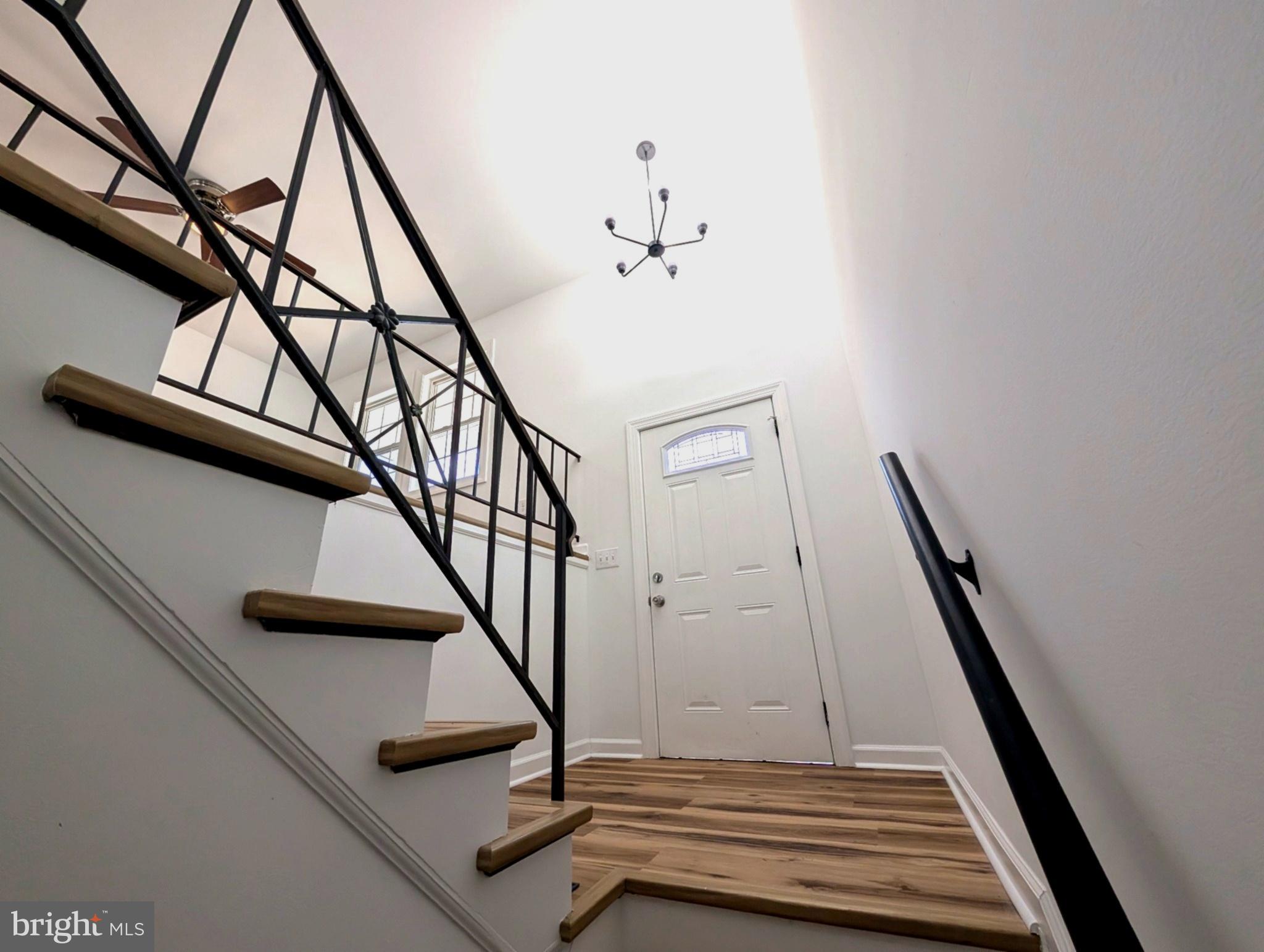 412 E LINCOLN AVENUE