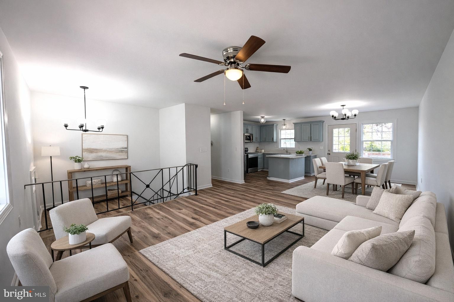 412 E LINCOLN AVENUE