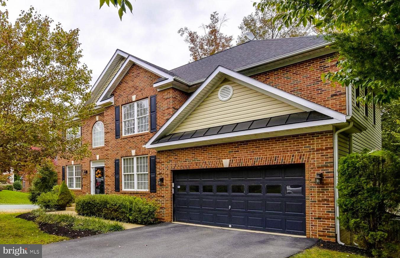 AUGUSTINE NORTH - Residential Lease