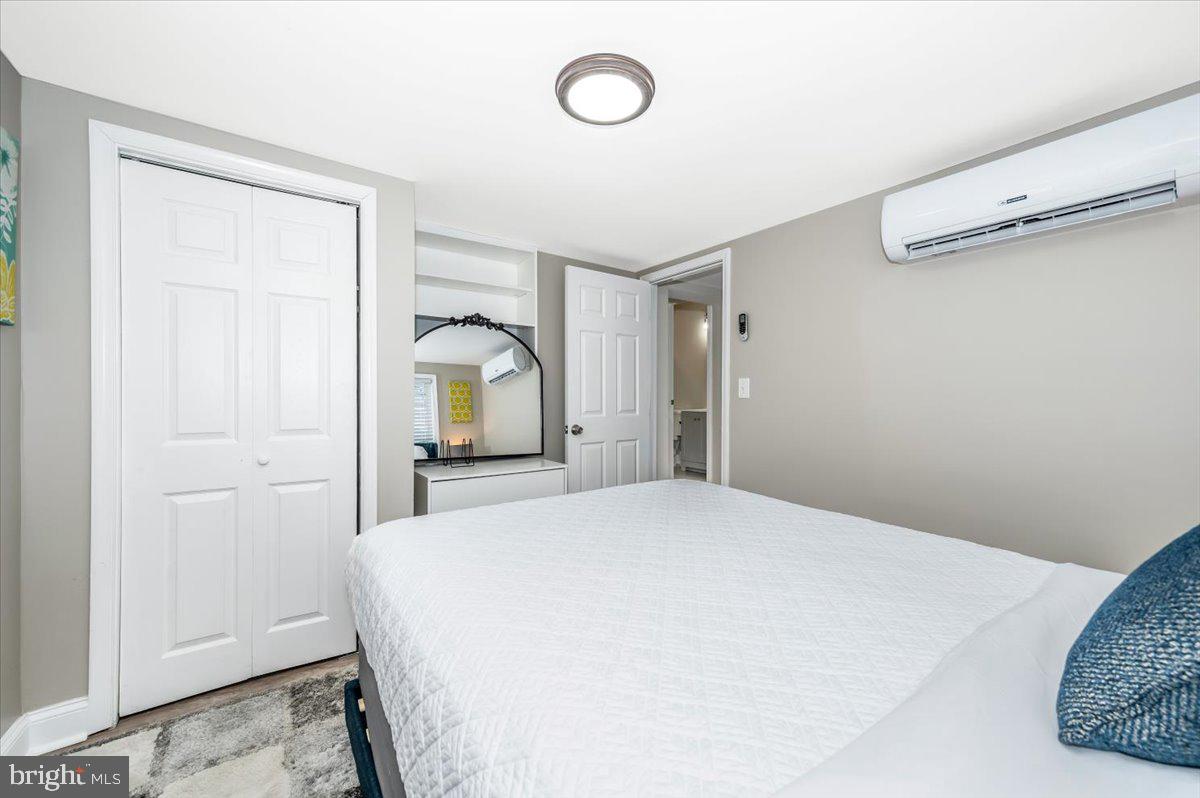 NORTH SPRINGFIELD - Residential