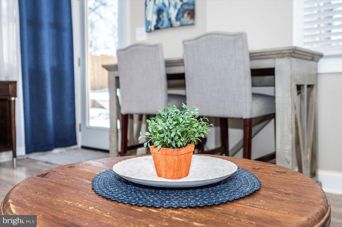 NORTH SPRINGFIELD - Residential