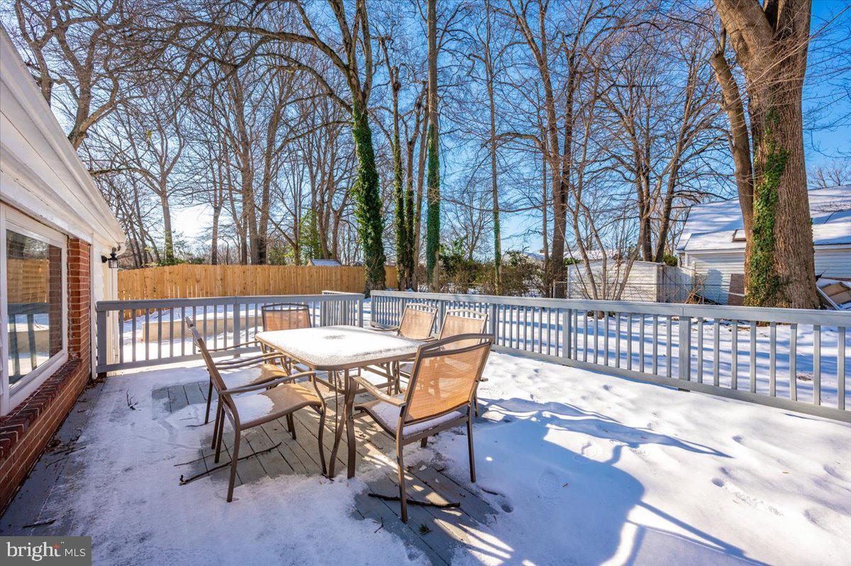 NORTH SPRINGFIELD - Residential