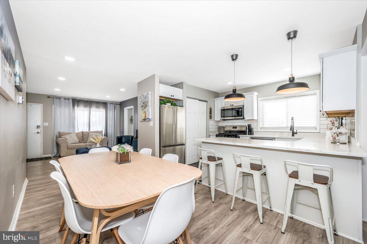 NORTH SPRINGFIELD - Residential