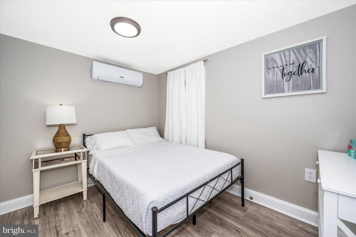 NORTH SPRINGFIELD - Residential