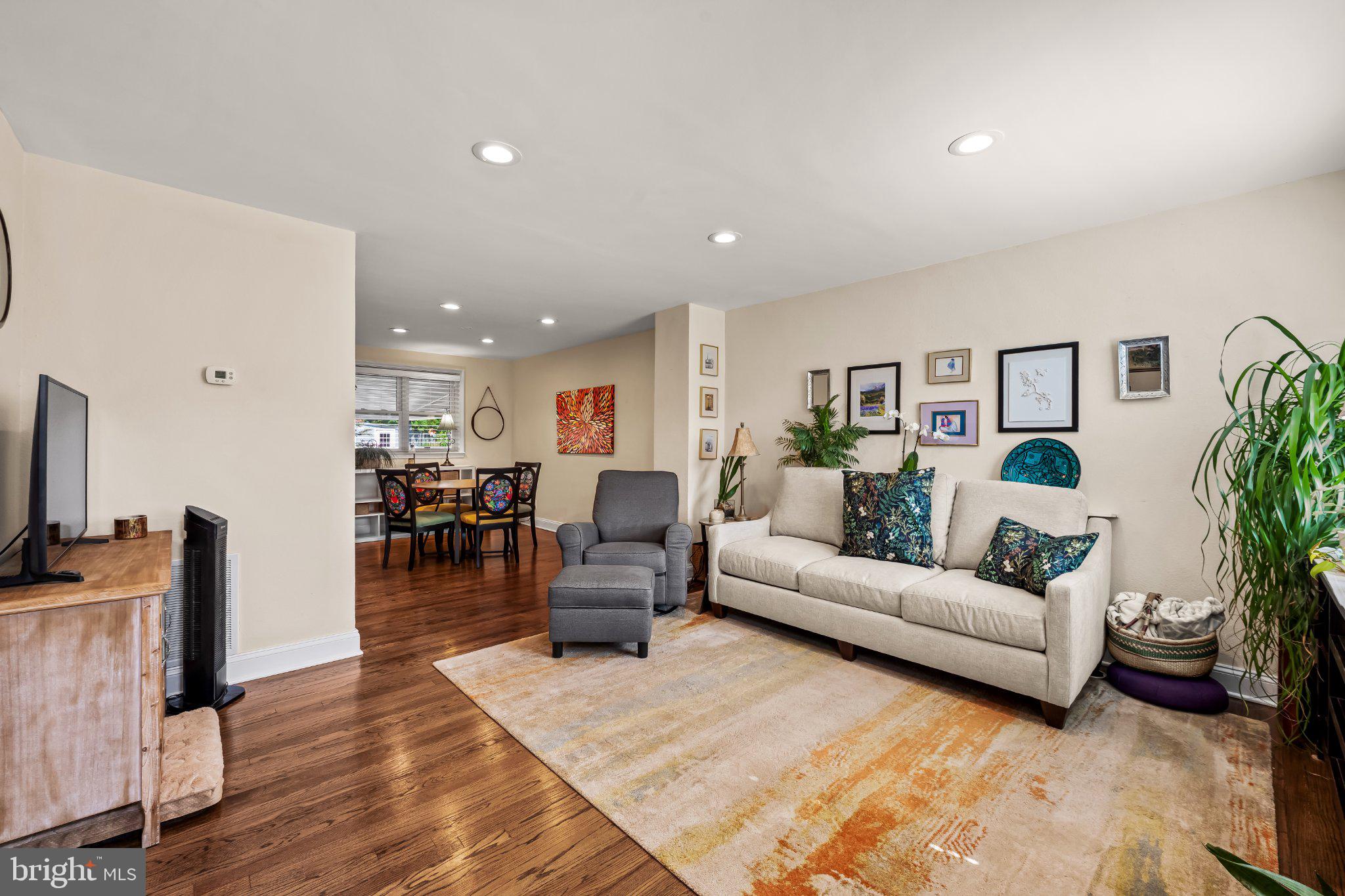 2203 SEARLES ROAD
