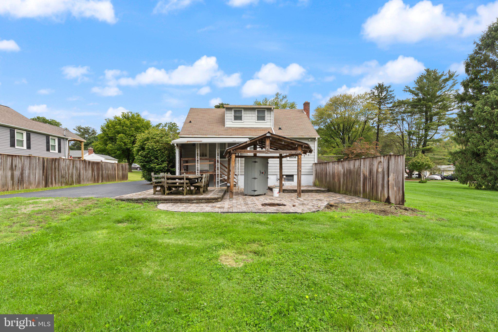 252 WAKELY TERRACE