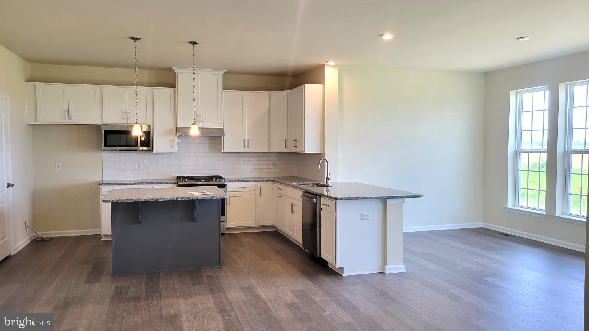24 GAINSCOTT PLACE