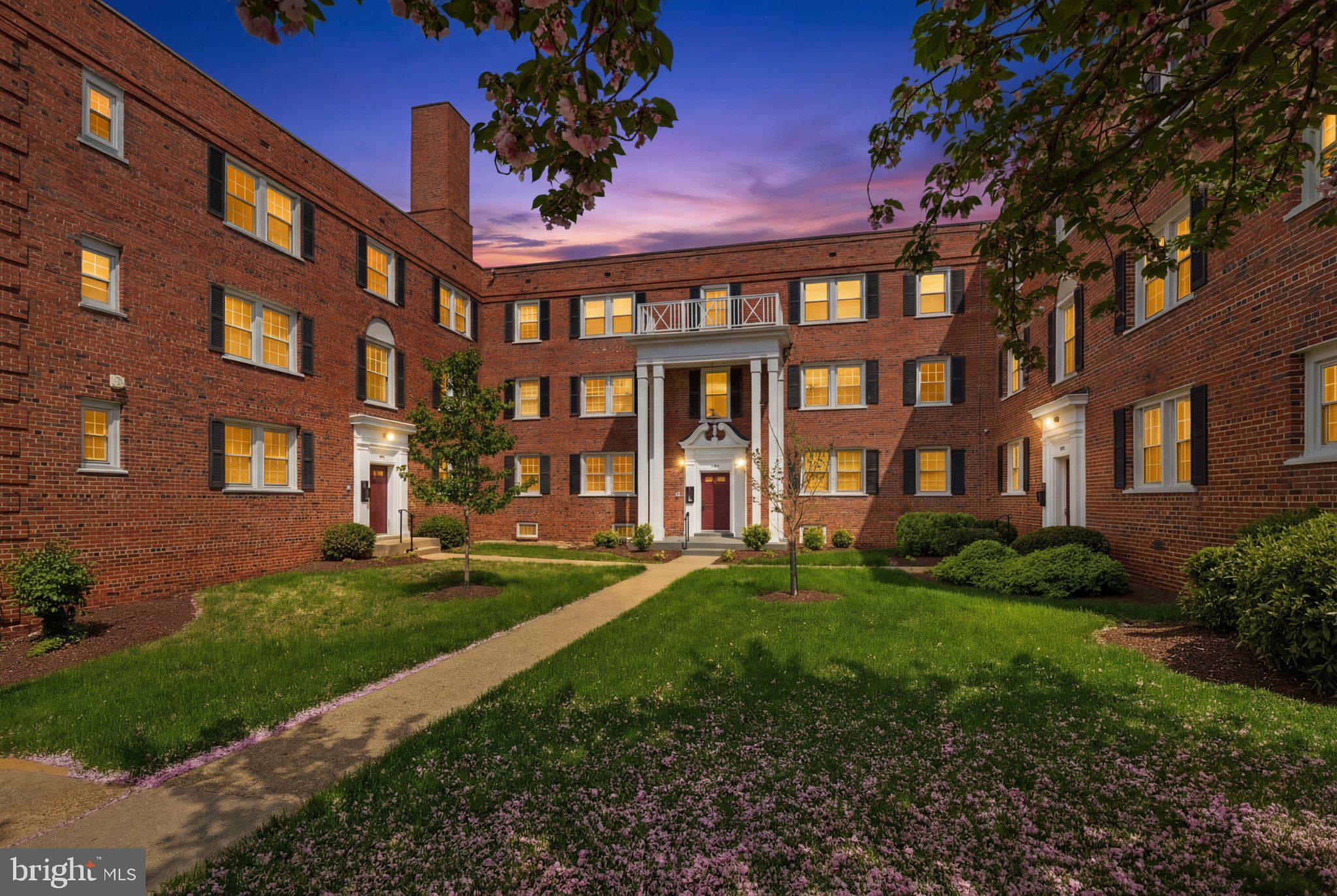 3810 W STREET SE 302