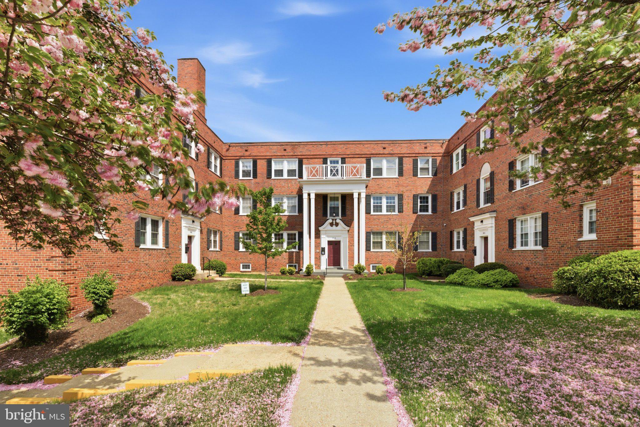 3810 W STREET SE 302