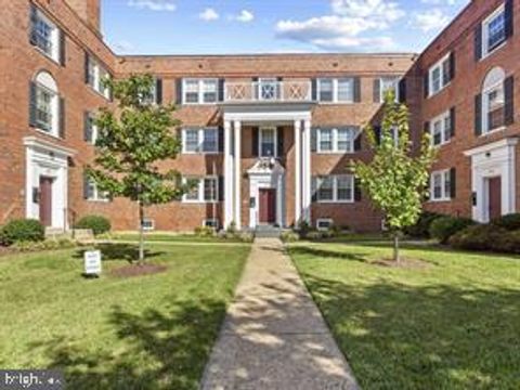 3810 W STREET SE 302 WASHINGTON DC 20020