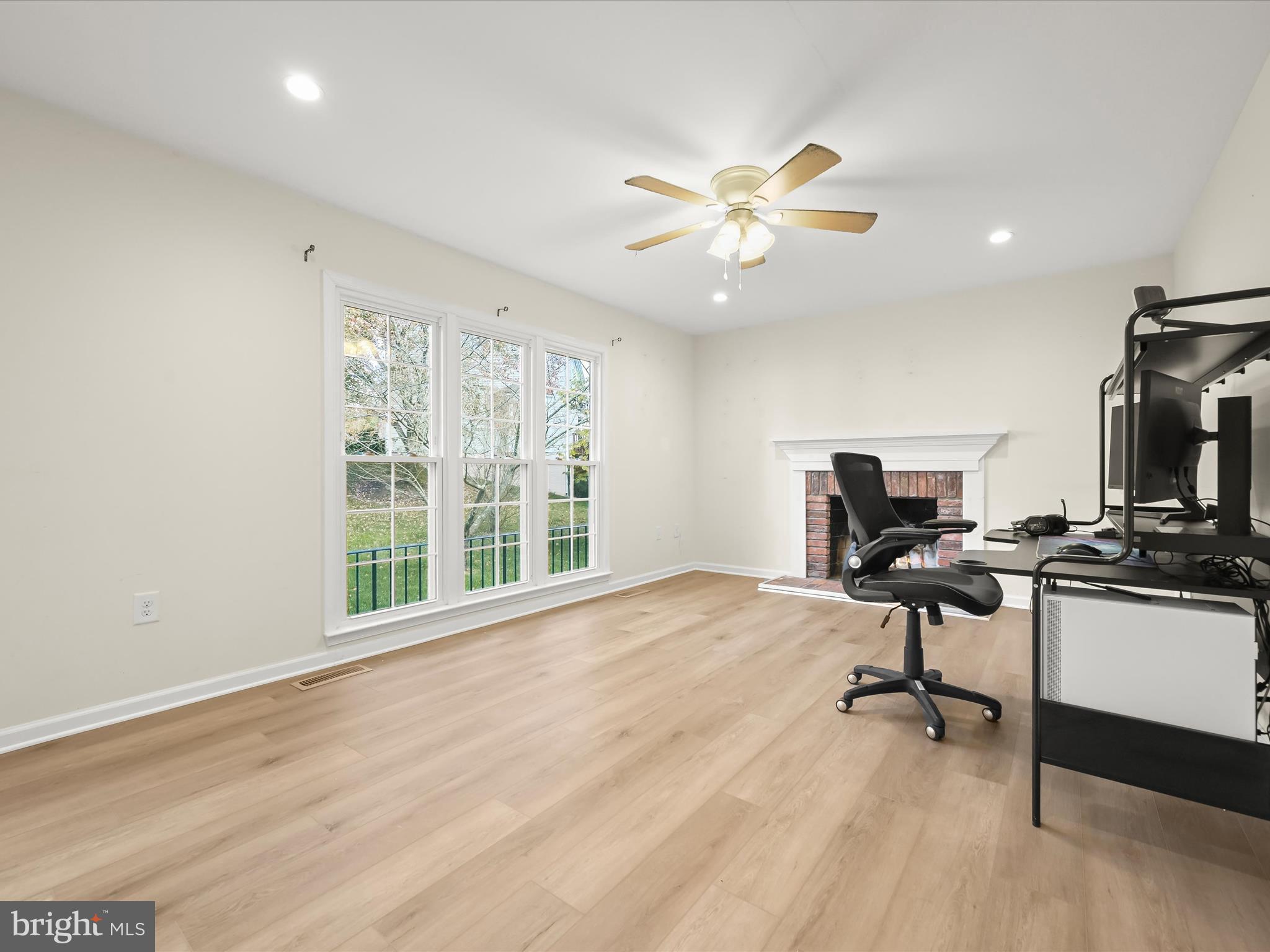 WOODBRIDGE PLAT 5 - Residential Lease