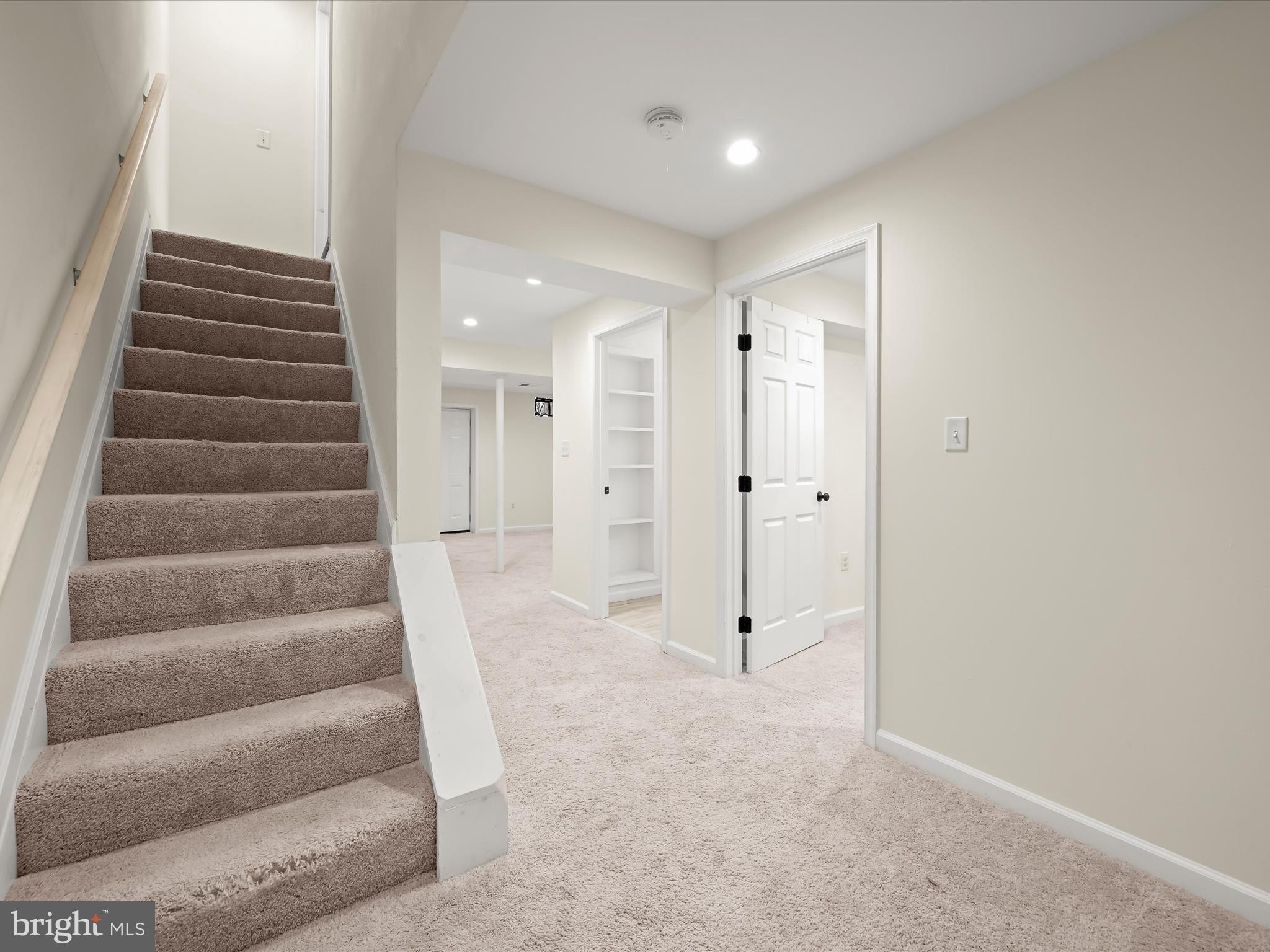 WOODBRIDGE PLAT 5 - Residential Lease