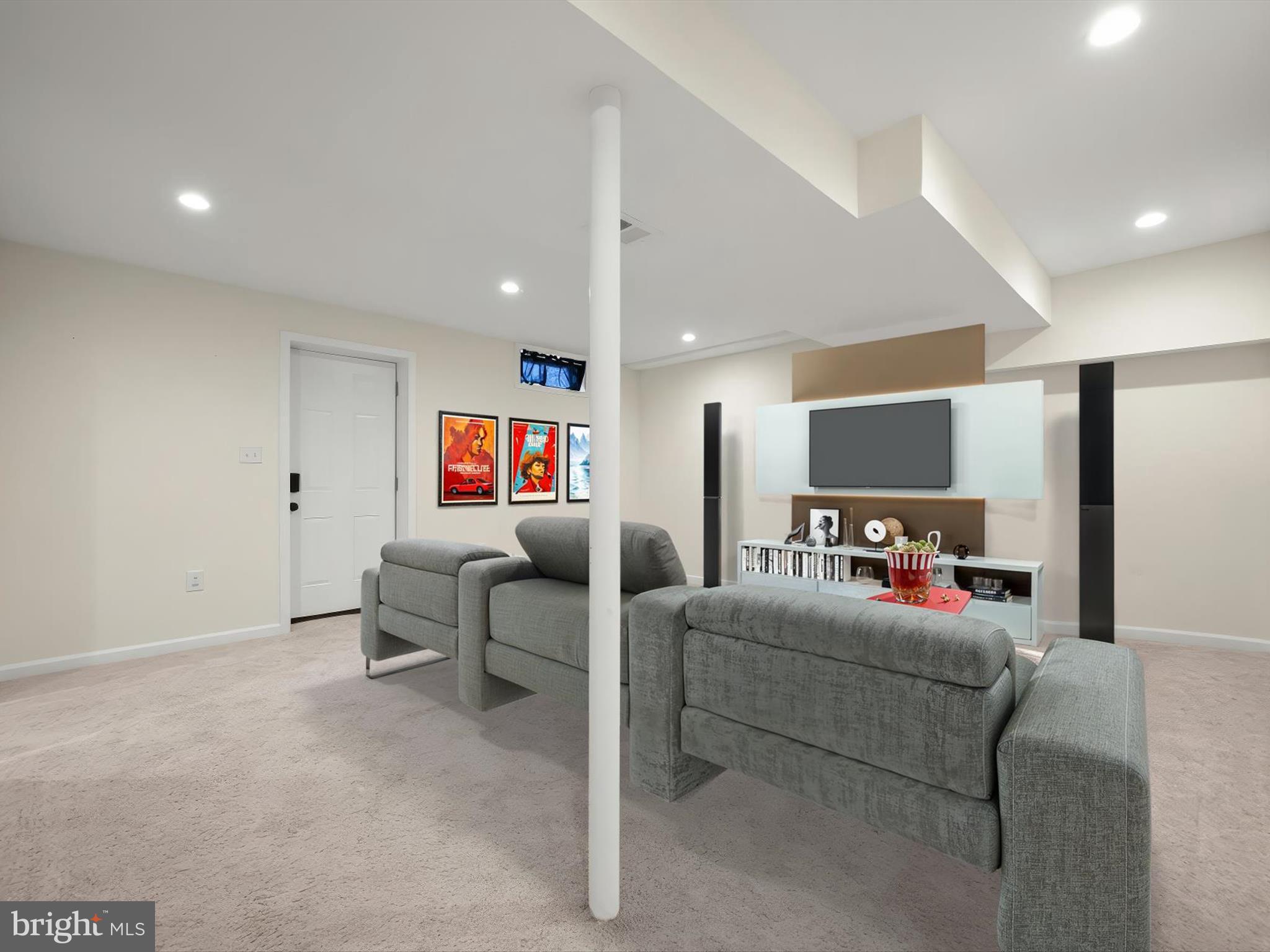 WOODBRIDGE PLAT 5 - Residential Lease