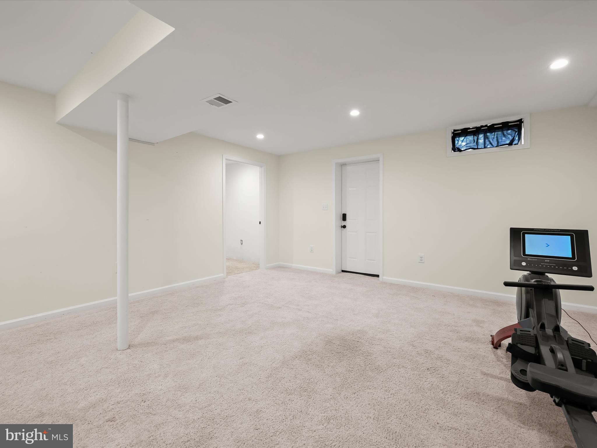 WOODBRIDGE PLAT 5 - Residential Lease